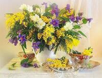 Без бренда «Букет из мимозы и колокольчиков в вазе» в Санкт-Петербурге в интернет-магазине  в Санкт-Петербурге Без бренда «Букет из мимозы и колокольчиков в вазе» в Санкт-Петербурге