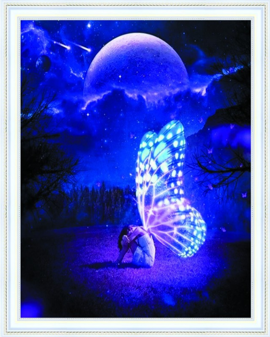 Алмазная мозаика 40x50 Грустная девушка с крыльями бабочки
