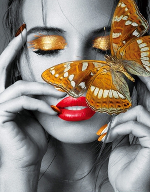 Алмазная мозаика 30x40 Девушка и золотистая бабочка